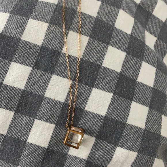 Rose gold coloured necklace - Picture 1 of 3